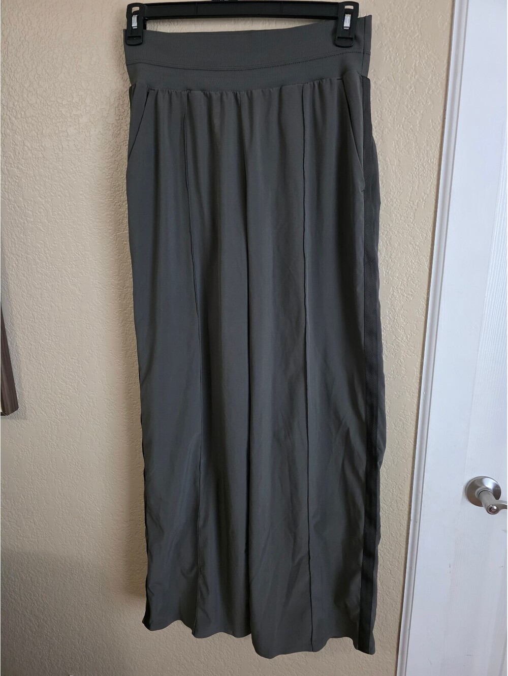 Athleta Nolita Olive Green Wide Leg Pants Size 12